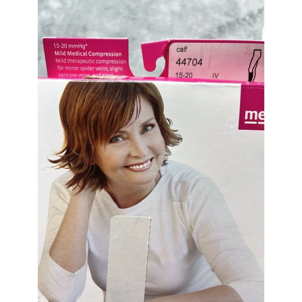 Mediven Comfort 15-20 mmHg Calf High Compression Stockings Closed Toe 44704 IV